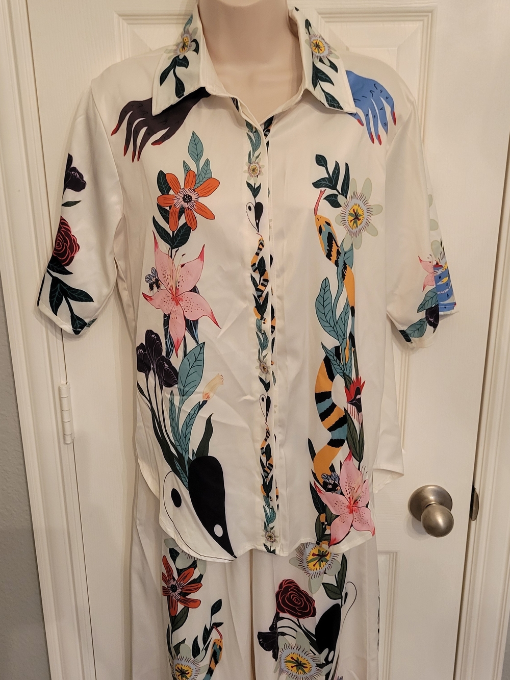 Floral & Animal Print Button-Up Set - Picture 2 of 14